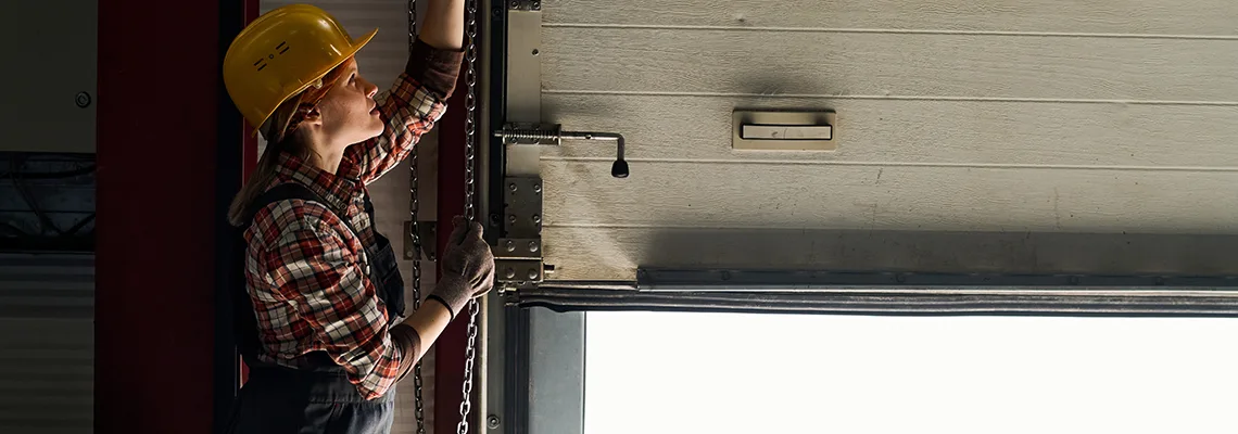 Overhead Garage Door Technician in Riverview, FL