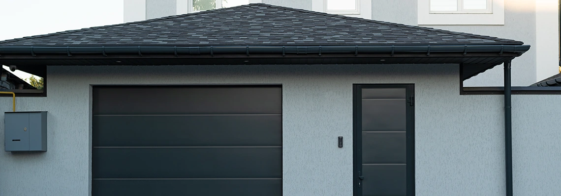 Insulated Garage Door Installation for Modern Homes in Riverview, Florida