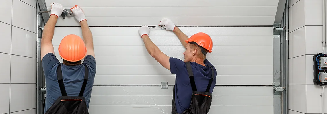 Driveway Garage Door Local Technicians in Riverview, Florida
